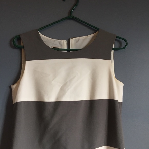 Beautiful Anne Klein Dress - Picture 3 of 6